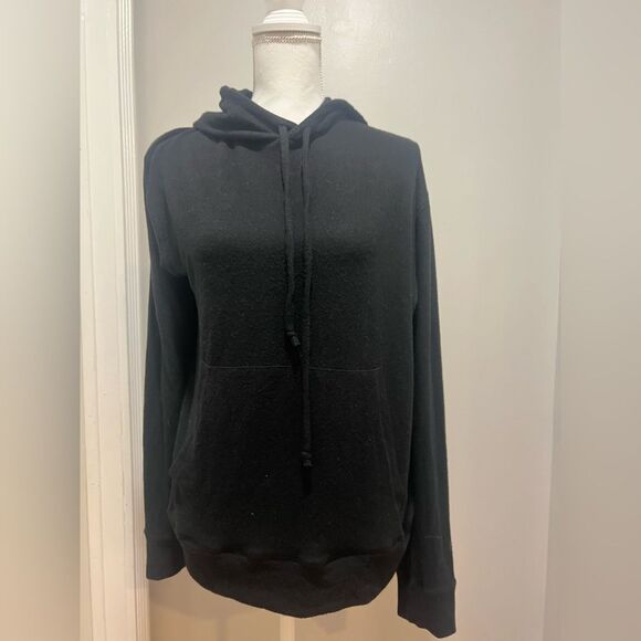 Chaser women's black long sleeve hoodie with kangaroo pocket size large - Picture 8 of 9